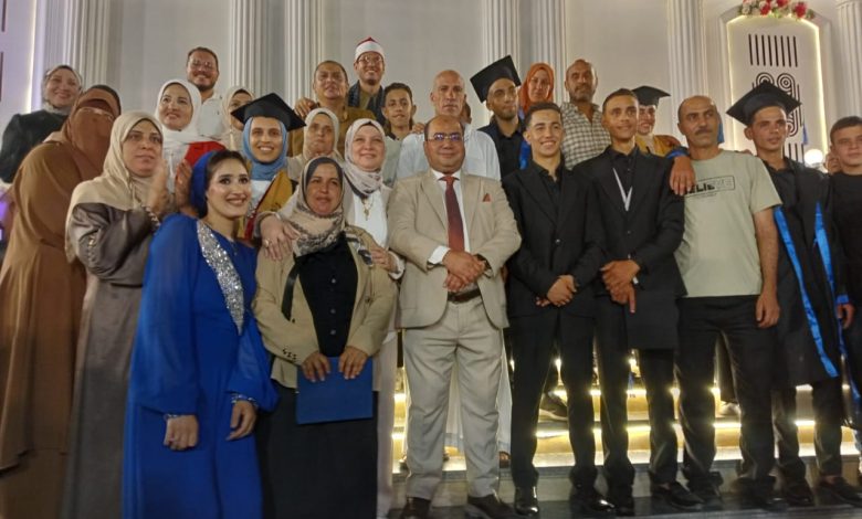 حفل تكريم خريجي المصرية للتلمذة